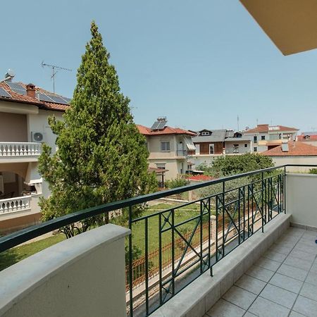 Tommy'S Family Apartment Katerini Exterior photo